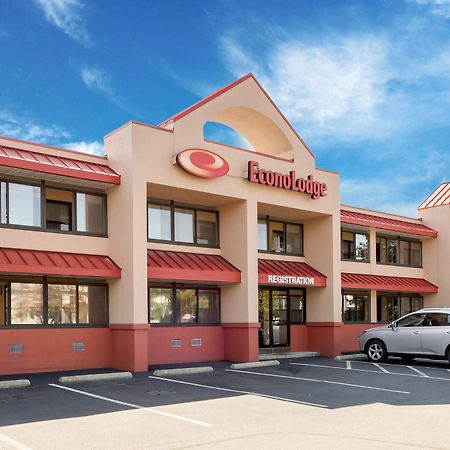 Econo Lodge Boston-Молдън Екстериор снимка