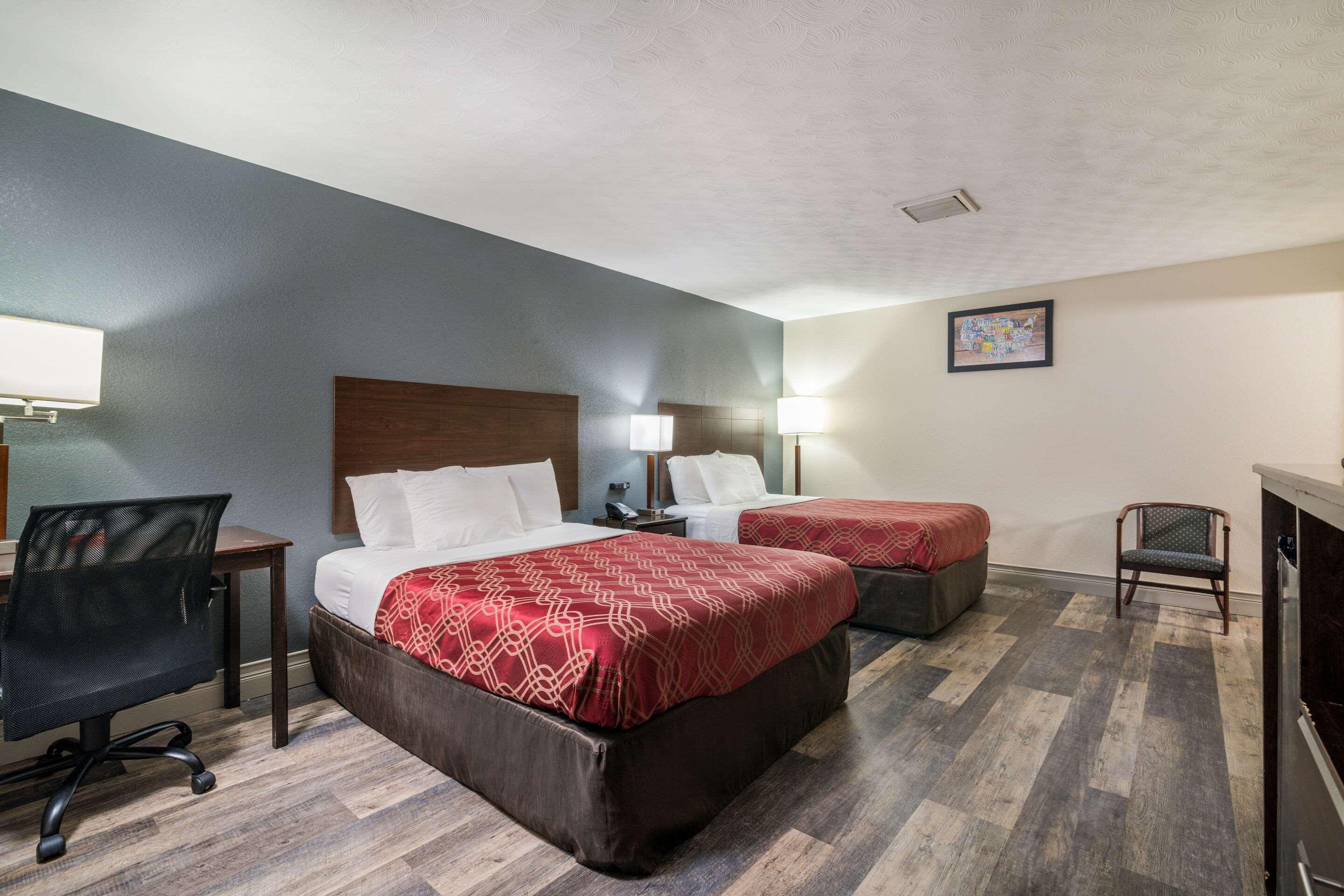 Econo Lodge Boston-Молдън Екстериор снимка